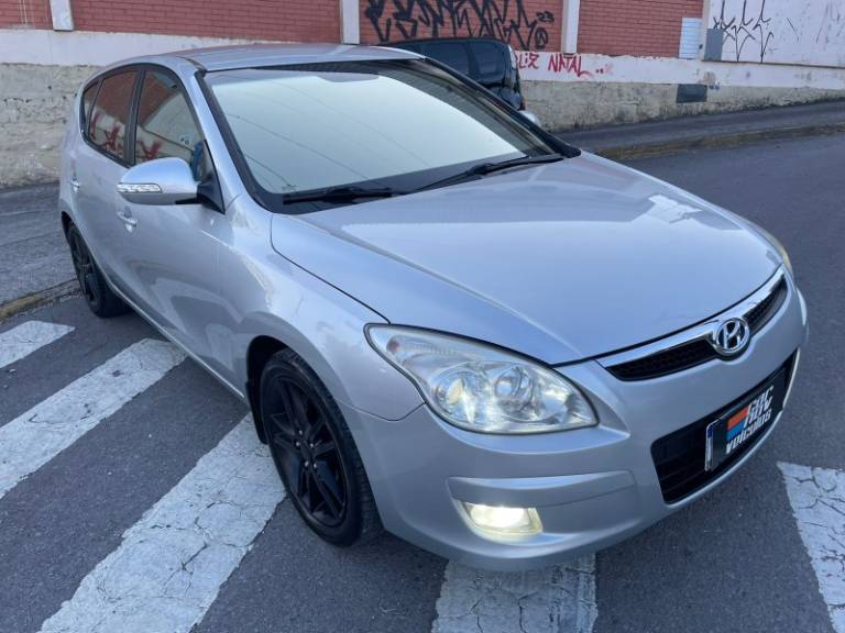 HYUNDAI - I30 - 2009/2010 - Prata - R$ 46.900,00