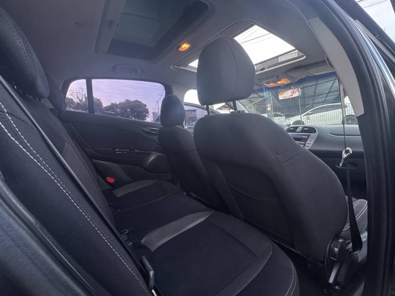 FIAT - BRAVO - 2013/2013 - Preta - R$ 49.900,00