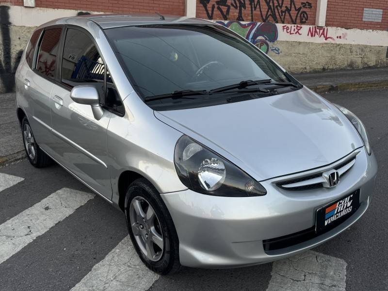 HONDA - FIT - 2007/2007 - Prata - R$ 33.900,00