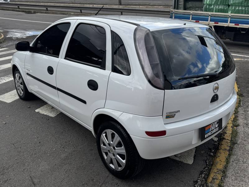 CHEVROLET - CORSA - 2009/2009 - Branca - R$ 28.900,00