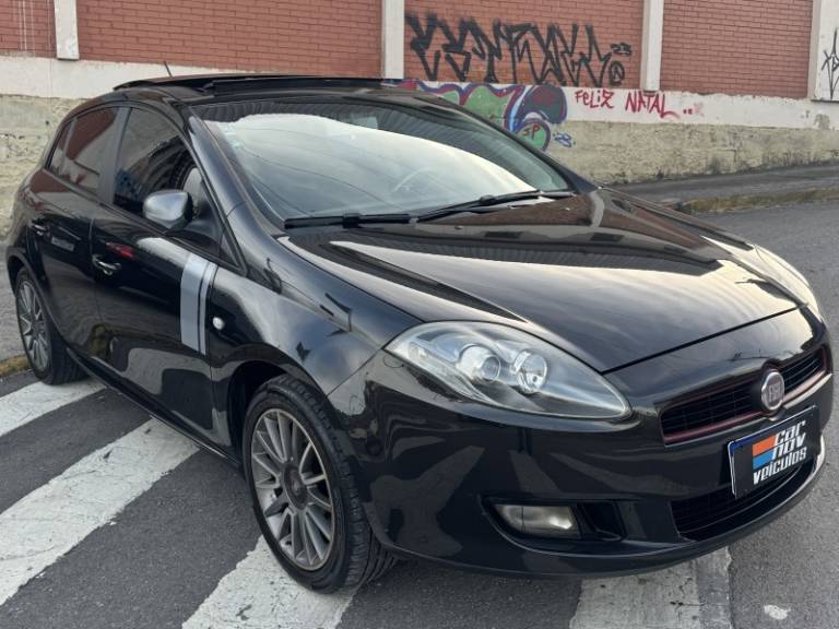FIAT - BRAVO - 2013/2013 - Preta - R$ 49.900,00