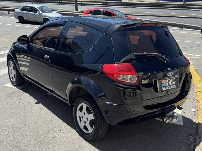 FORD - KA - 2010/2010 - Preta - R$ 19.000,00