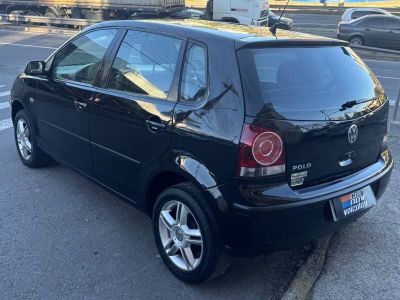 VOLKSWAGEN - POLO - 2008/2008 - Preta - R$ 33.800,00
