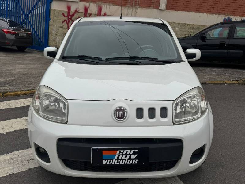 FIAT - UNO - 2012/2012 - Branca - R$ 28.900,00