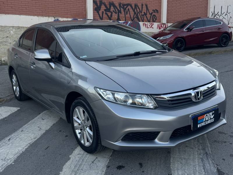 HONDA - CIVIC - 2014/2014 - Cinza - R$ 72.900,00