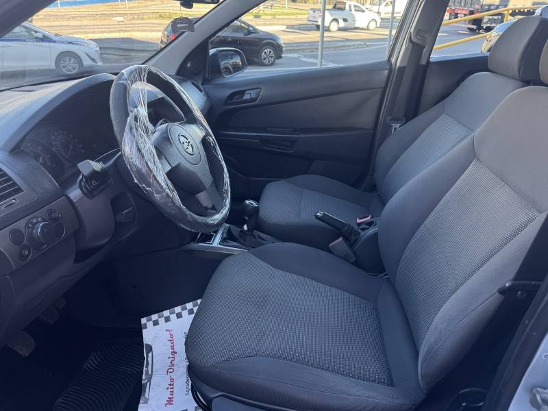CHEVROLET - VECTRA - 2009/2009 - Prata - R$ 38.900,00