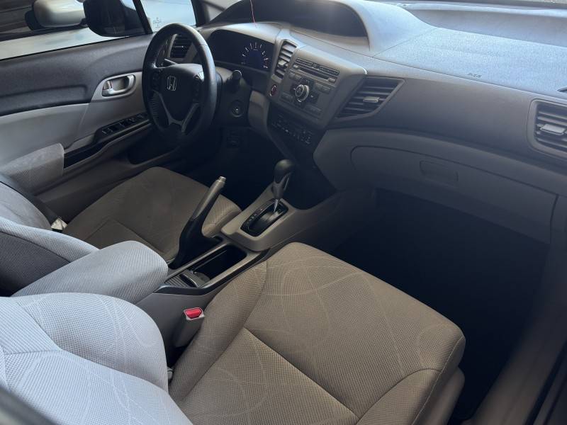 HONDA - CIVIC - 2014/2014 - Cinza - R$ 72.900,00