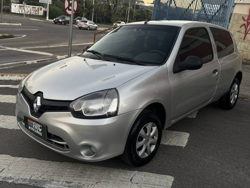 RENAULT - CLIO - 2014/2014 - Prata - R$ 23.900,00