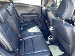 HONDA - HR-V - 2016/2017 - Branca - R$ 97.500,00