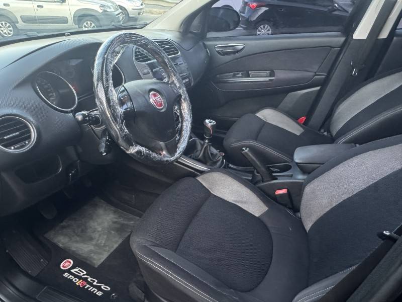 FIAT - BRAVO - 2013/2013 - Preta - R$ 49.900,00