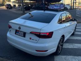 VOLKSWAGEN - JETTA - 2019/2019 - Branca - R$ 108.900,00