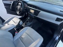 TOYOTA - COROLLA - 2016/2016 - Cinza - R$ 88.800,00