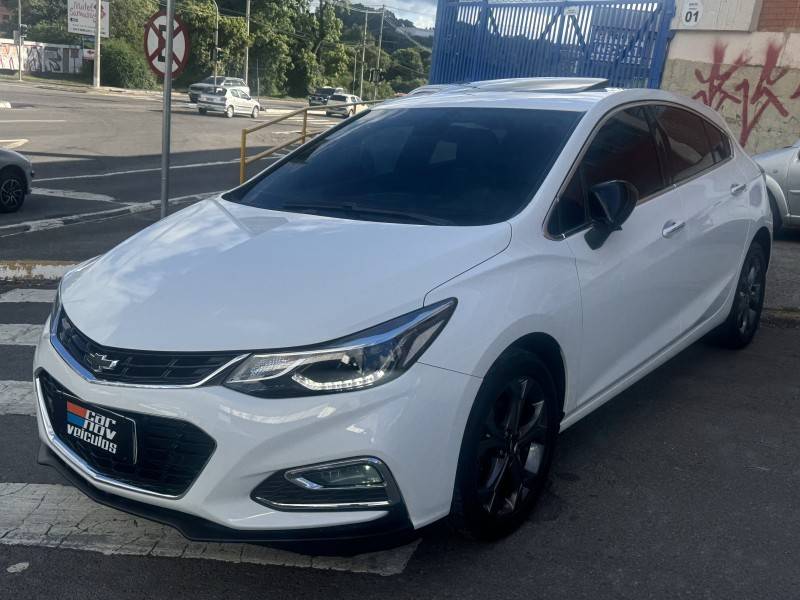 CHEVROLET - CRUZE - 2019/2019 - Branca - R$ 106.800,00