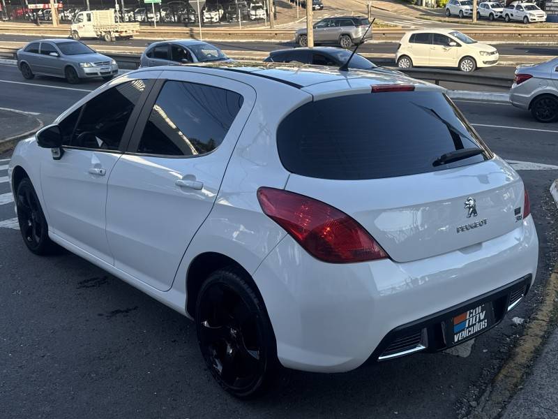 PEUGEOT - 308 - 2014/2014 - Branca - R$ 41.900,00