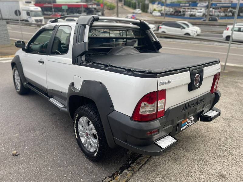 FIAT - STRADA - 2010/2010 - Branca - R$ 53.900,00