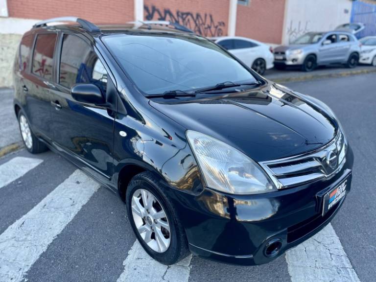NISSAN - LIVINA - 2012/2013 - Cinza - R$ 26.900,00