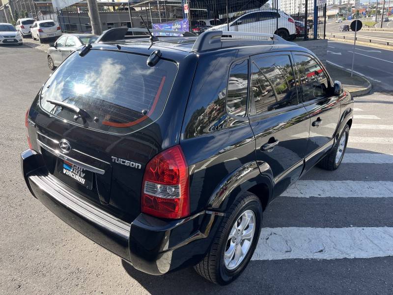 HYUNDAI - TUCSON - 2009/2010 - Preta - R$ 41.900,00