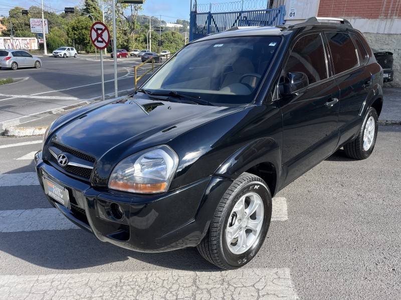 HYUNDAI - TUCSON - 2009/2010 - Preta - R$ 41.900,00