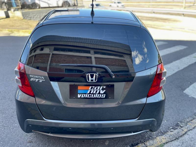 HONDA - FIT - 2012/2013 - Cinza - R$ 45.900,00