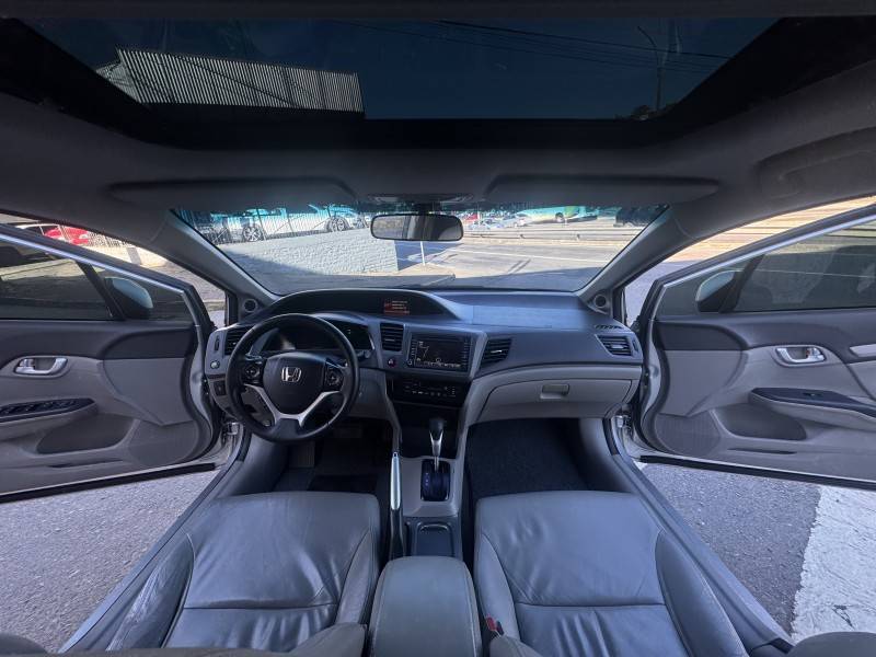 HONDA - CIVIC - 2012/2012 - Prata - R$ 77.900,00