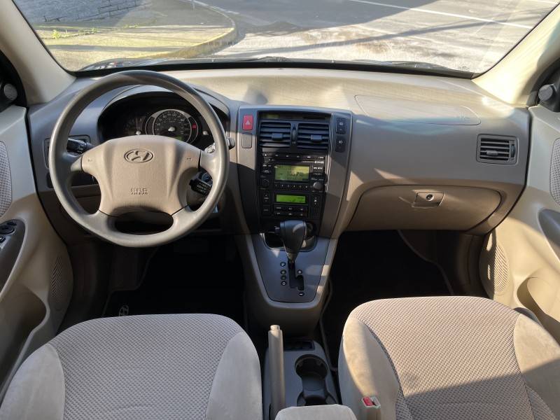 HYUNDAI - TUCSON - 2009/2010 - Preta - R$ 41.900,00
