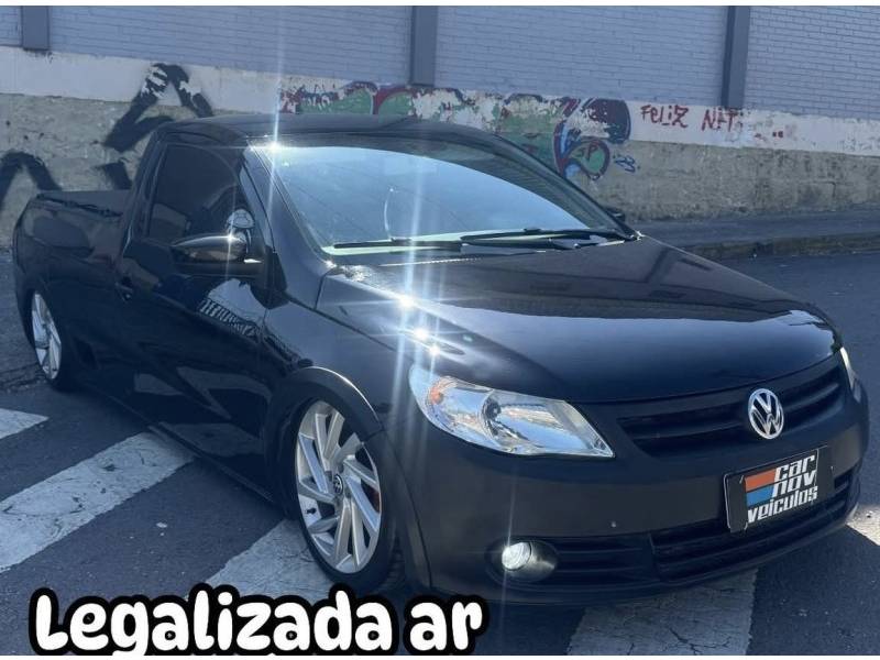 VOLKSWAGEN - SAVEIRO - 2013/2013 - Preta - R$ 42.900,00