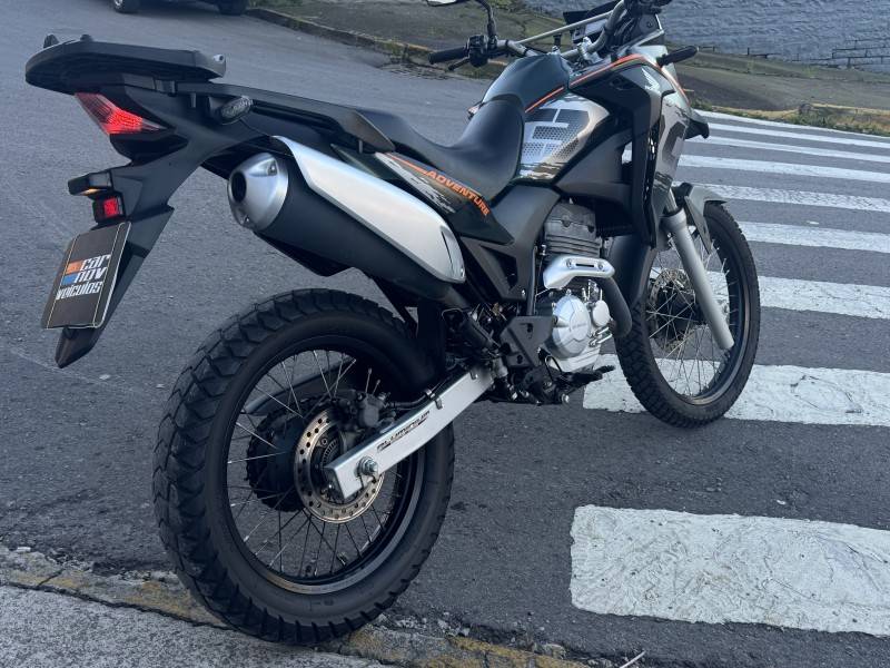 HONDA - XRE 300 - 2021/2021 - Verde - R$ 28.900,00