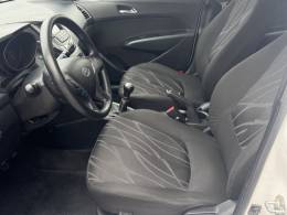 HYUNDAI - HB20 - 2015/2015 - Branca - R$ 44.900,00