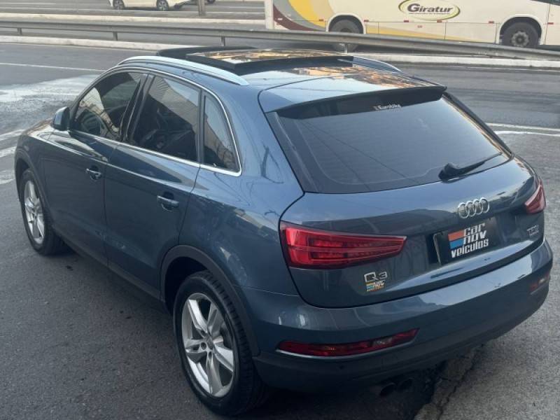 AUDI - Q3 - 2016/2016 - Azul - R$ 99.800,00