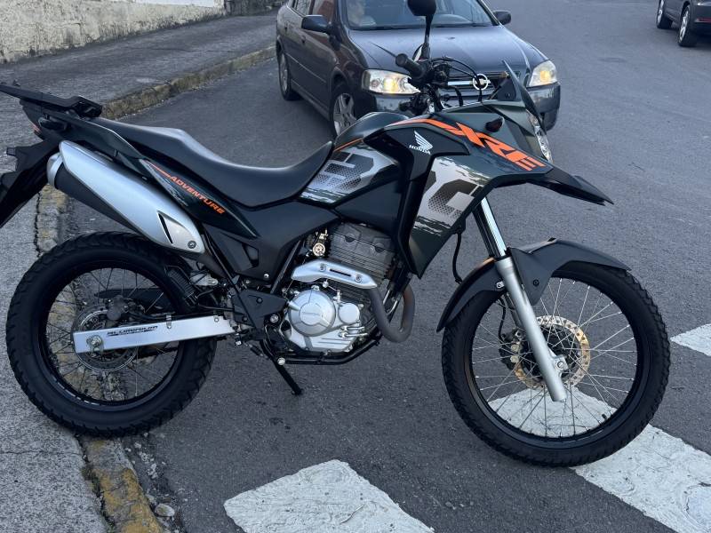 HONDA - XRE 300 - 2021/2021 - Verde - R$ 28.900,00