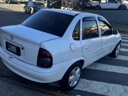 CHEVROLET - CORSA - 2005/2005 - Branca - R$ 22.900,00