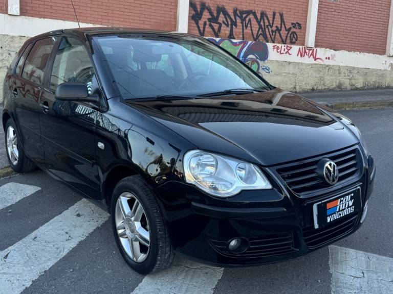 VOLKSWAGEN - POLO - 2008/2008 - Preta - R$ 33.800,00
