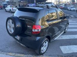VOLKSWAGEN - CROSSFOX - 2005/2006 - Verde - R$ 29.900,00