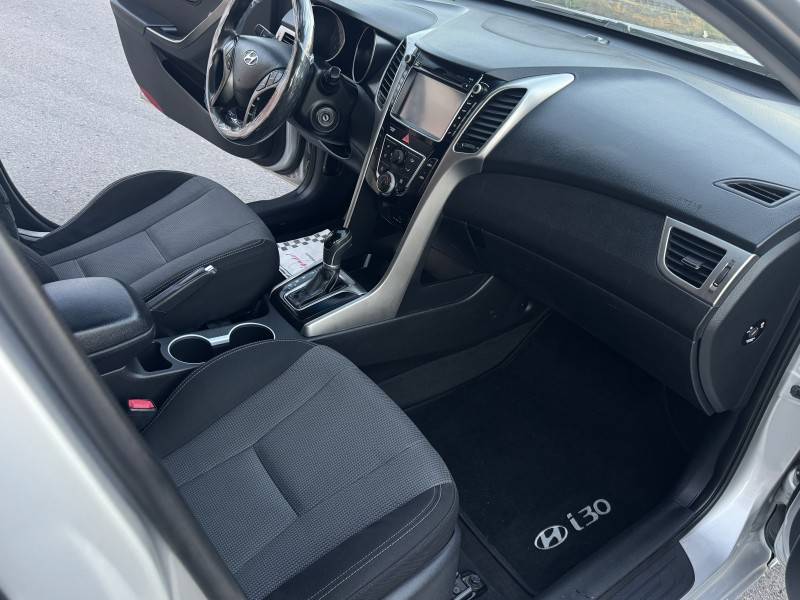 HYUNDAI - I30 - 2013/2013 - Prata - R$ 63.900,00