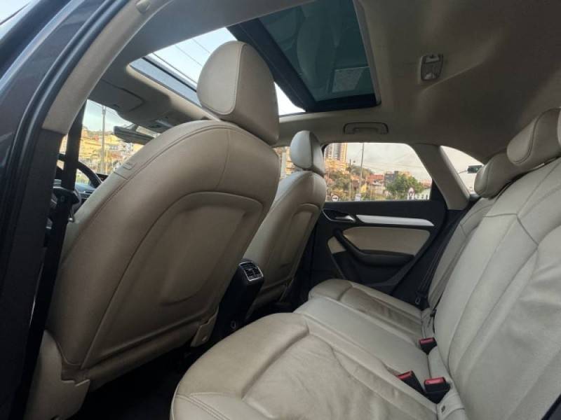 AUDI - Q3 - 2016/2016 - Azul - R$ 99.800,00