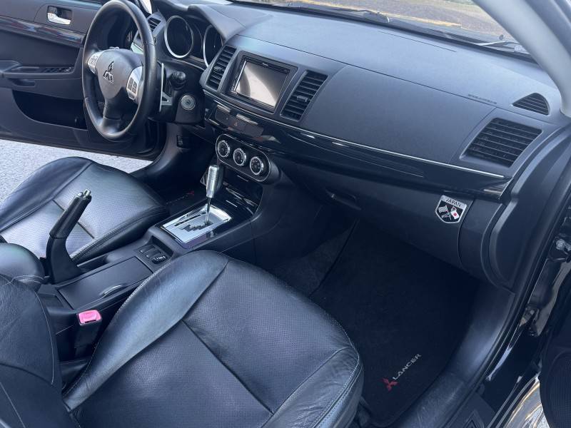 MITSUBISHI - LANCER - 2013/2013 - Preta - R$ 69.900,00