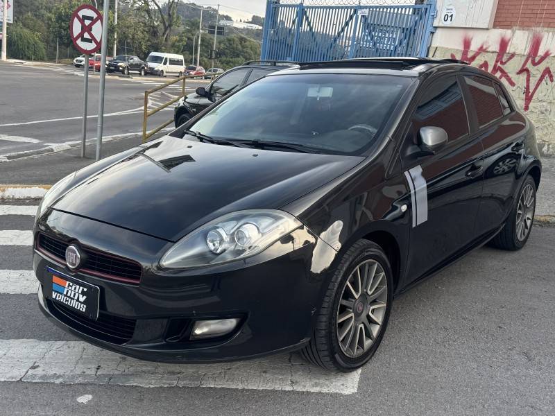 FIAT - BRAVO - 2013/2013 - Preta - R$ 49.900,00