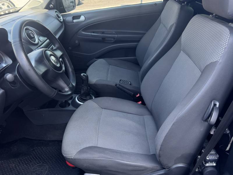 VOLKSWAGEN - SAVEIRO - 2013/2013 - Preta - R$ 42.900,00