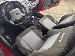 FORD - KA - 2012/2012 - Vermelha - R$ 31.800,00