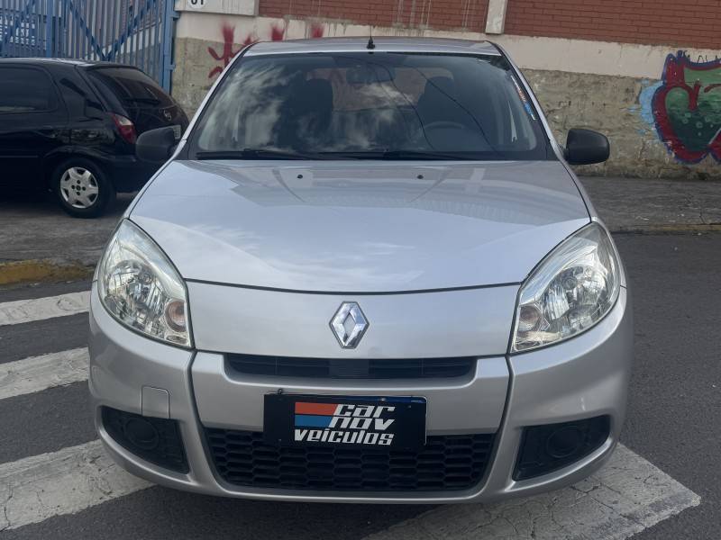 RENAULT - SANDERO - 2012/2012 - Prata - R$ 29.900,00