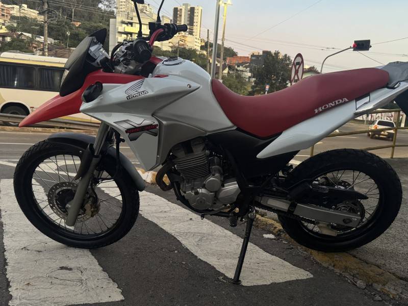 HONDA - XRE 300 - 2015/2015 - Branca - R$ 19.900,00