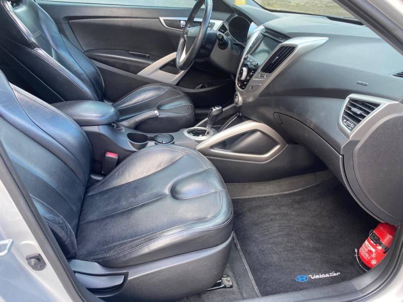 HYUNDAI - VELOSTER - 2013/2013 - Prata - R$ 63.900,00