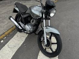 HONDA - CG 150 - 2011/2011 - Prata - R$ 11.900,00