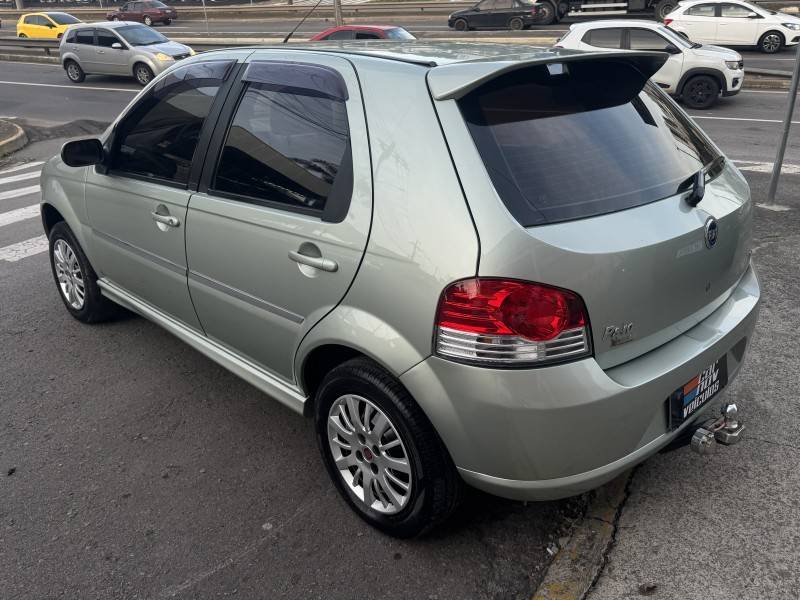 FIAT - PALIO - 2008/2008 - Verde - R$ 27.900,00