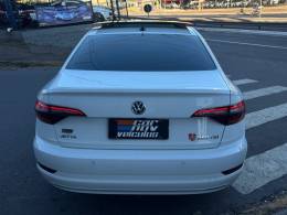 VOLKSWAGEN - JETTA - 2019/2019 - Branca - R$ 108.900,00