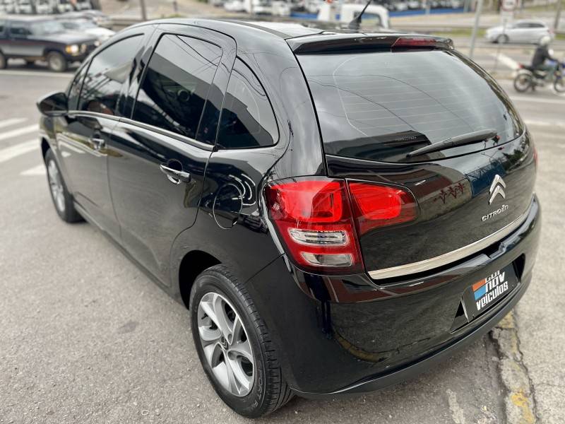 CITROËN - C3 - 2015/2016 - Preta - R$ 43.900,00