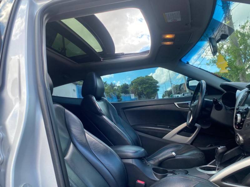HYUNDAI - VELOSTER - 2013/2013 - Prata - R$ 63.900,00