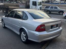 CHEVROLET - VECTRA - 2001/2001 - Prata - R$ 25.900,00