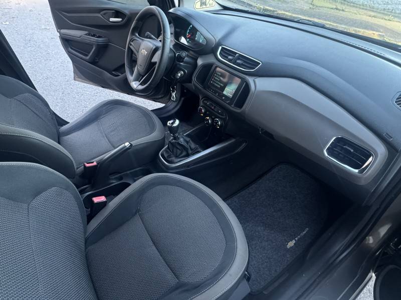 CHEVROLET - PRISMA - 2014/2014 - Marrom - R$ 51.800,00