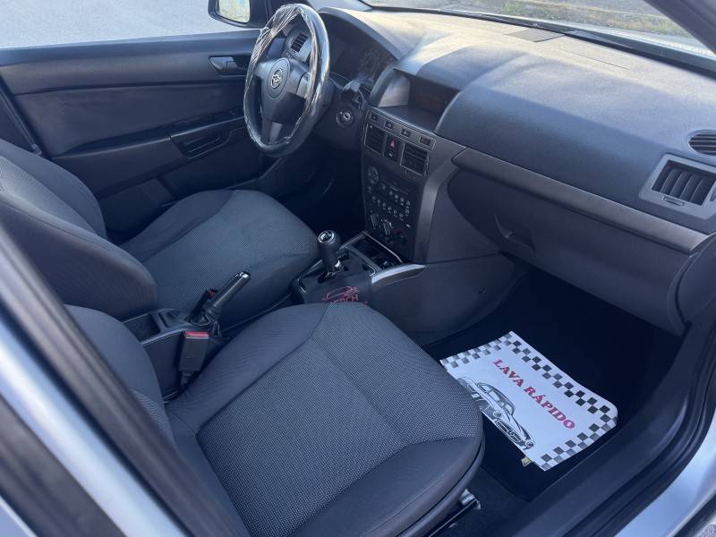 CHEVROLET - VECTRA - 2009/2009 - Prata - R$ 38.900,00